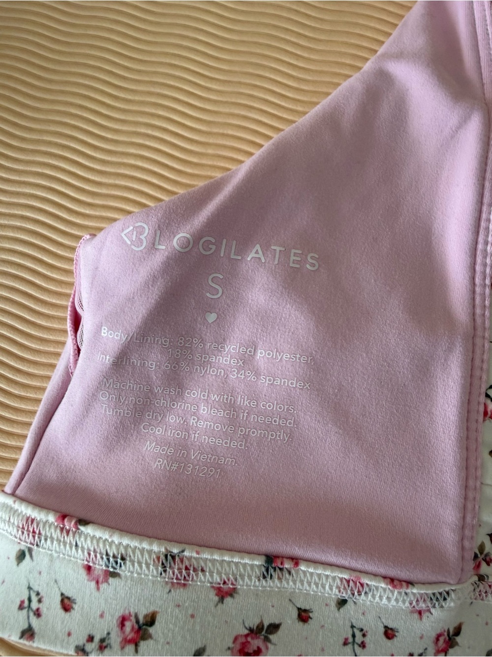 Blogilates x Target Bow Back Corset Sports Bra - Picture 5 of 5